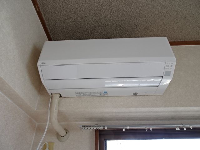 快適な空間を創るエアコンを標準装備