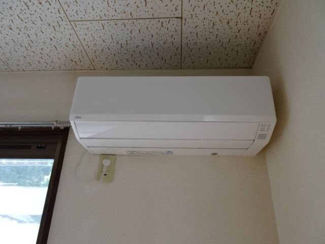 快適な空間を創るエアコンを標準装備