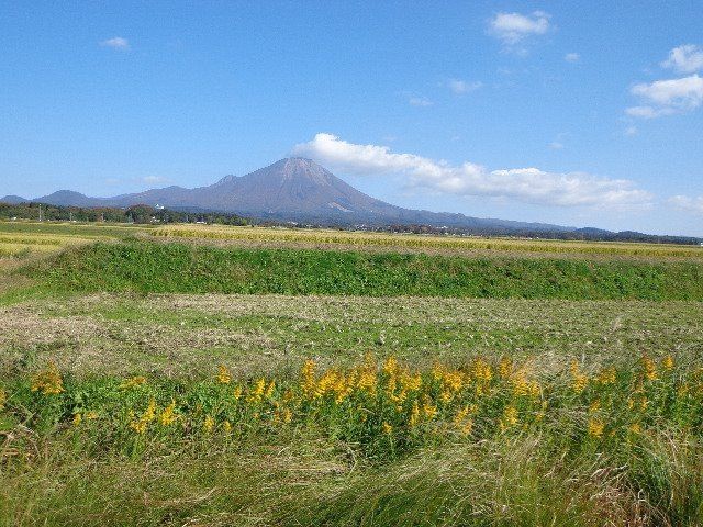 鳥取県に旅行して撮影した大山です。伯耆富士とも呼ばれています。美しい姿です。
